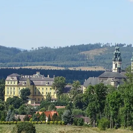 Na Szlaku Apartamento Krzeszow (Kamienna Gora)